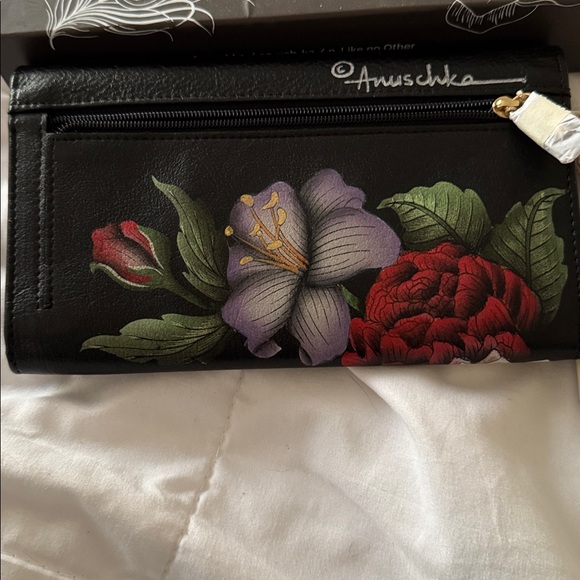 Anuschka Multicolor Hummingbird RFID Wallet NWT - Picture 3 of 7